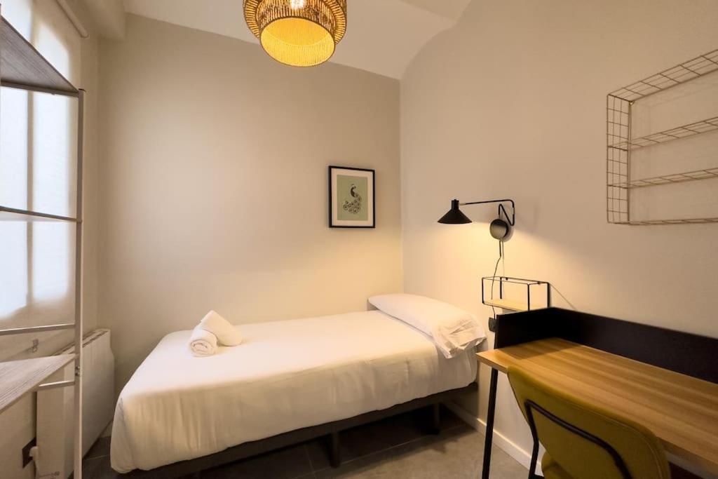 Bebarceloner Sants Apartments - 2 Bedrooms 外观 照片